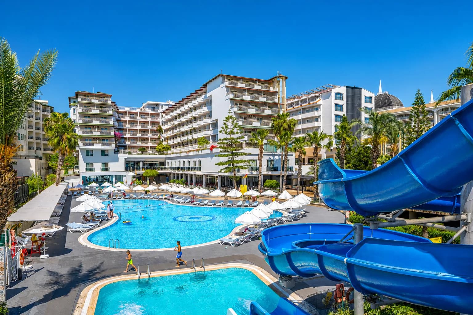 HOLIDAY PARK RESORT